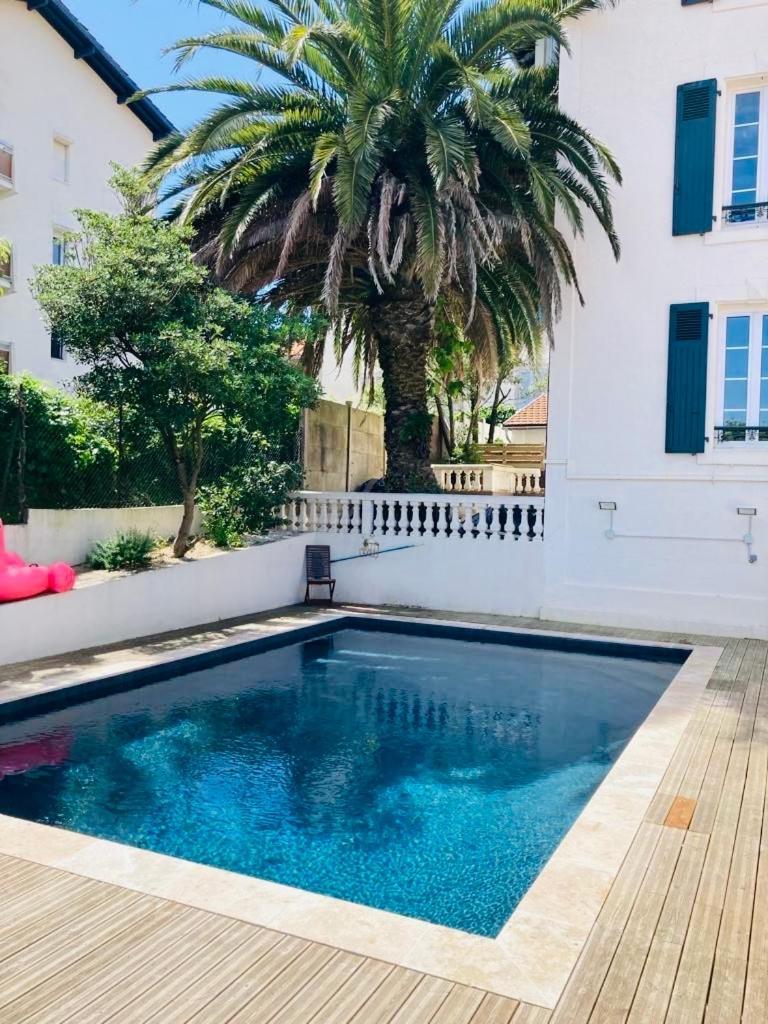 Charming 1 Bedroom Flat, Center With Pool And Car Park Apartamento
